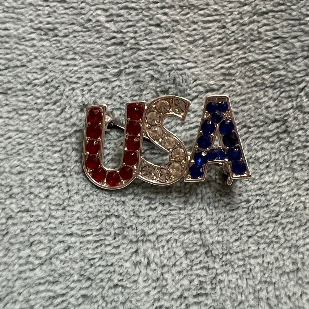USA Rhinestone Brooch